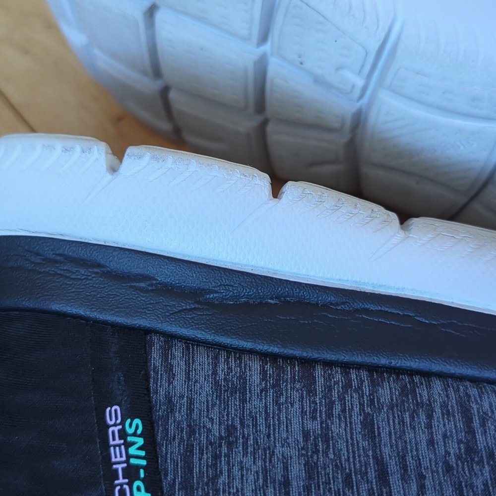 Skechers Slip Ins - Picture 9 of 13